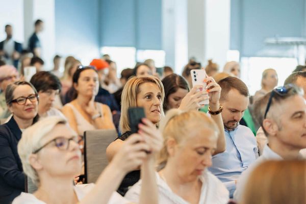 superznamka-klub-hr-kot-tajno-orozje-znamke-DtSIjz